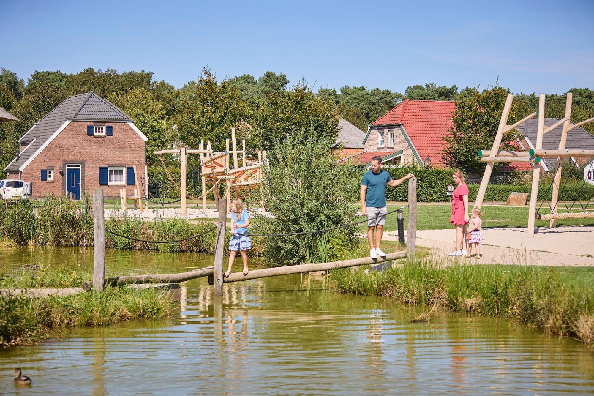 ホテル Recreatiepark De Leistert Roggel エクステリア 写真
