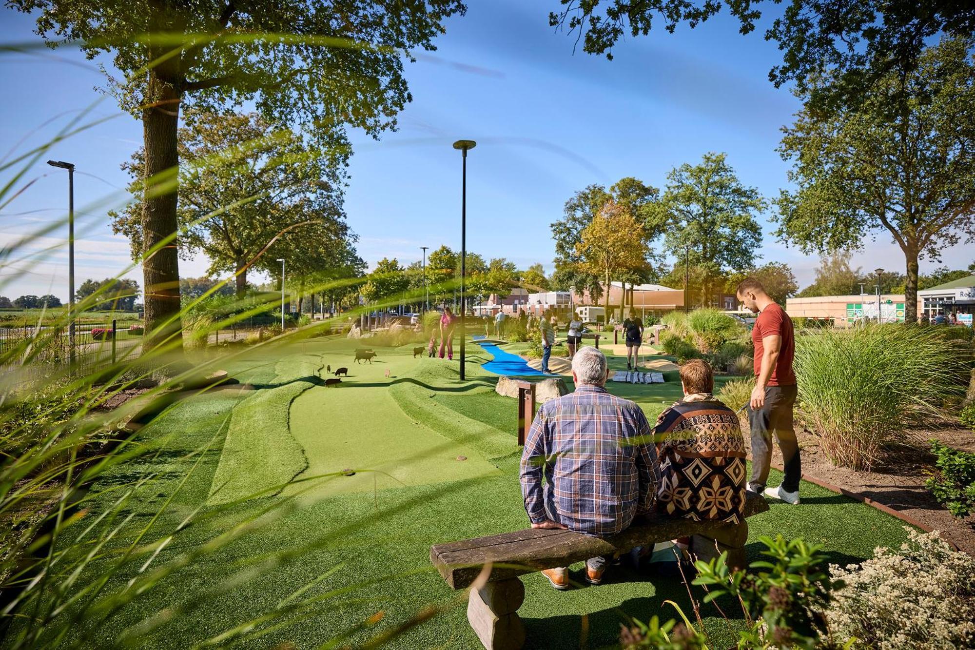 ホテル Recreatiepark De Leistert Roggel エクステリア 写真